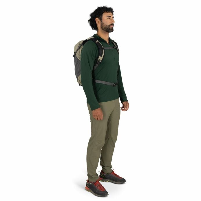 Hikelite™ 18 Hiking Backpack - US 9016